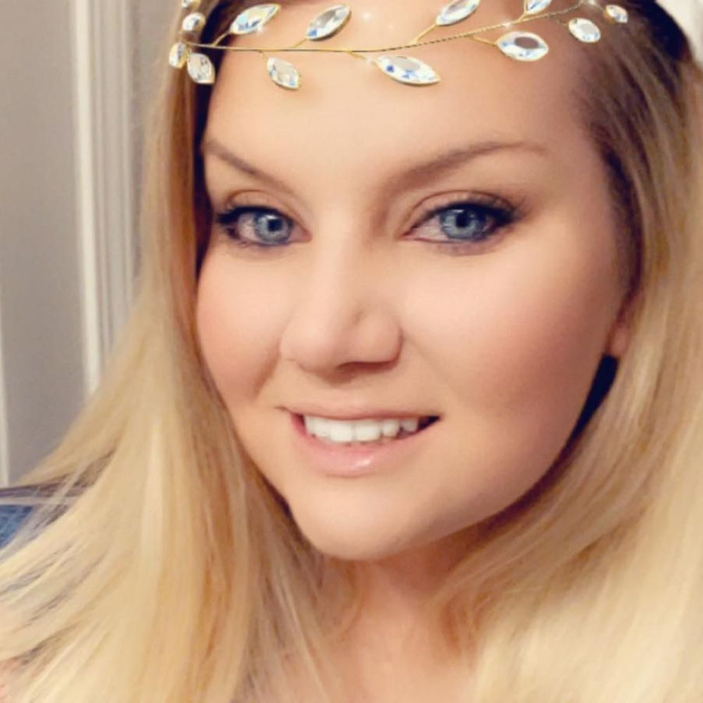 Meet your Posher, Alaina